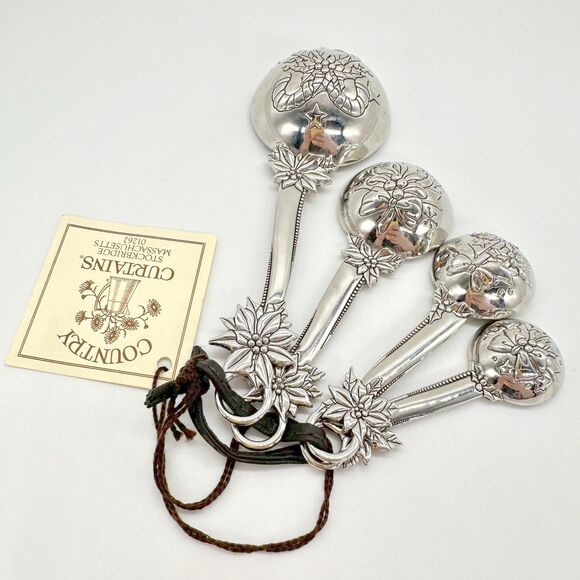 Country Curtains Poinsettia Peace Love Hope Joy Christmas Measuring Spoons NWT - Picture 3 of 8